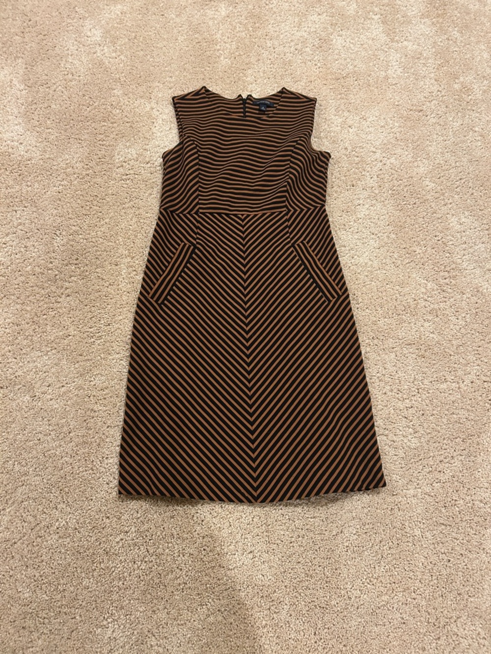 Lands' End Sleeveless Chevron Midi Dress in Brown and Black